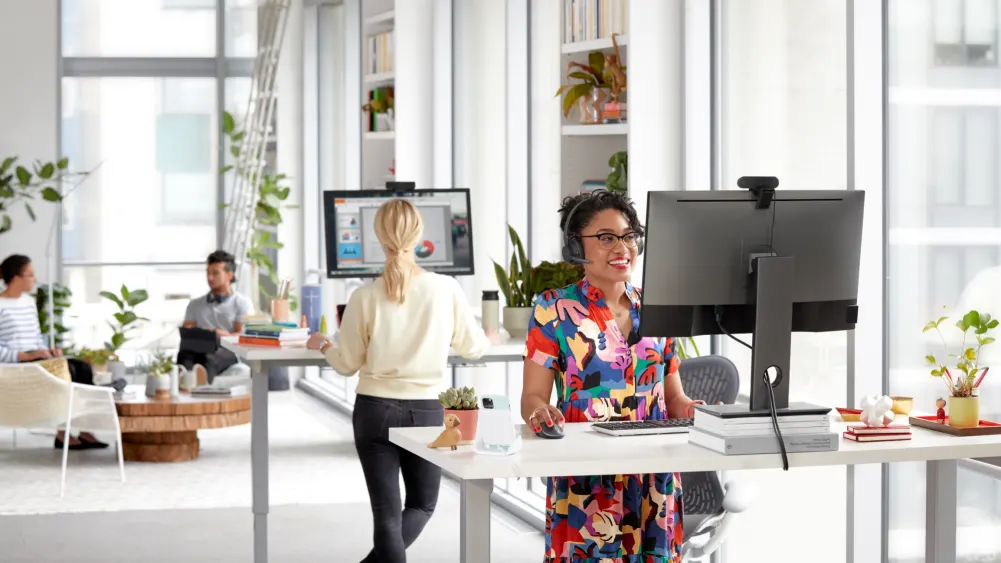 What Makes Employees Actually Adopt New Tech Tools? 9 encouraging tech adoption intro